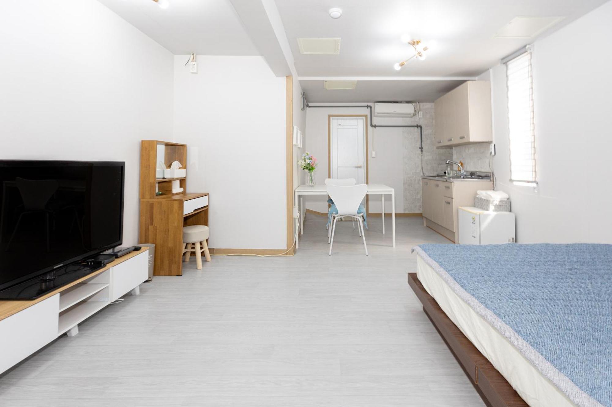 Dashim Guest House กุนซาน ภายนอก รูปภาพ